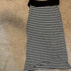 Woman’s 24 Seven long skirt size 1X